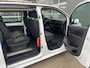 Opel Vivaro-e Combi L3H1 75 kWh 100% Elektrische Rolstoel 9-Persoons Laadklep CDT systeem Invalide Airco Cruise controle Automaat Telefoonverbinding Taxi Groepsvervoer BCT taximeter