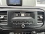 Opel Vivaro-e Combi L3H1 75 kWh 100% Elektrische Rolstoel 9-Persoons Laadklep CDT systeem Invalide Airco Cruise controle Automaat Telefoonverbinding Taxi Groepsvervoer BCT taximeter