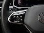 Volkswagen T-Roc 1.5 TSI R-Line Business 150pk DSG | Afneembare Trekhaak | Elektrische Achterklep | Camera | Navi via App-connect | LED | Side Assist | Stoelverwarming |