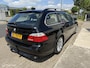 BMW 5-Serie Touring 525i High Exe Automaat Panorama NAV Leder Xenon Trekhaak Climate Cruise LM-velgen
