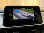 Volkswagen T-Roc 1.0 TSI Life 75 Edition Apple CarPlay/Android Auto | Airconditioning | Cruise control adaptief | LED koplampen | Lichtmetalen velgen | Rijstrooksensor | Getint glas | Achteruitrijcamera