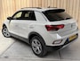 Volkswagen T-Roc 1.0 TSI Life 75 Edition Apple CarPlay/Android Auto | Airconditioning | Cruise control adaptief | LED koplampen | Lichtmetalen velgen | Rijstrooksensor | Getint glas | Achteruitrijcamera