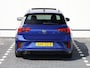Volkswagen T-Roc 1.5 TSI R-Line Business 150pk DSG | Black Style | Panoramadak | Top-Sportstoelen | Trekhaak | Side Assist | LED Matrix | Adaptieve Cruise Control | Navigatie | Keyless
