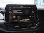 Volkswagen T-Roc 1.5 TSI R-Line Business 150pk DSG | Black Style | Panoramadak | Top-Sportstoelen | Trekhaak | Side Assist | LED Matrix | Adaptieve Cruise Control | Navigatie | Keyless