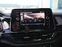 Volkswagen T-Roc 1.5 TSI R-Line Business 150pk DSG | Black Style | Panoramadak | Top-Sportstoelen | Trekhaak | Side Assist | LED Matrix | Adaptieve Cruise Control | Navigatie | Keyless