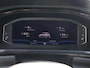 Volkswagen T-Roc 1.5 TSI R-Line Business 150pk DSG | Black Style | Panoramadak | Top-Sportstoelen | Trekhaak | Side Assist | LED Matrix | Adaptieve Cruise Control | Navigatie | Keyless