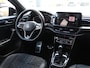 Volkswagen T-Roc 1.5 TSI R-Line Business 150pk DSG | Black Style | Panoramadak | Top-Sportstoelen | Trekhaak | Side Assist | LED Matrix | Adaptieve Cruise Control | Navigatie | Keyless