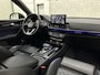 Audi Q5 Sportback 300pk TFSI e S-Line Competition | #RS-Leder | Luchtvering | 360 Camera | Panorama | B&O | ACC | SQ5 Diffuser | Sfeerverlichting | Trekhaak | Stoelverwarming V+A | LED-Matrix | Keyless-Entry | Memory | Zonwering | Standkachel | Stuurverwarming | 21 inch | Black-Optic | Carplay |