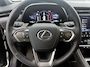 Lexus LBX Cool 2WD Advanced Pack | BTW voertuig | Mark Levinson | Memory Seat | Stoel+Stuurverwarming | 360 camera | Head-up Display | Parkeersensoren voor+achter Met assistent |