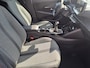 Peugeot 208 1.2 PureTech 100 Allure | Vision Pack | Draadloze Apple Carplay | LM-Velgen | LED |