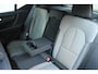 Volvo XC40 B3 177PK Automaat Plus Black Edition / Adaptive Cruise control / 360 Camera / Extra getint glas / 20'' velgen / Harman Kardon / Elektrisch verstelbare stoelen met geheugen / Stoel- en stuurverwarming