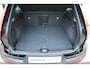 Volvo XC40 B3 177PK Automaat Plus Black Edition / Adaptive Cruise control / 360 Camera / Extra getint glas / 20'' velgen / Harman Kardon / Elektrisch verstelbare stoelen met geheugen / Stoel- en stuurverwarming