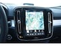 Volvo XC40 B3 177PK Automaat Plus Black Edition / Adaptive Cruise control / 360 Camera / Extra getint glas / 20'' velgen / Harman Kardon / Elektrisch verstelbare stoelen met geheugen / Stoel- en stuurverwarming