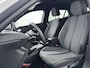 Peugeot e-2008 EV Allure Avantage 54 kWh 156PK | Accu 98% | Dodehoek detectie | Navigatie | Climate control | Drive assist |