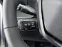 Peugeot e-2008 EV Allure Avantage 54 kWh 156PK | Accu 98% | Dodehoek detectie | Navigatie | Climate control | Drive assist |