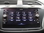 Volkswagen Tiguan 1.4 TSI eHybrid Life 245PK DSG SOH 90%, Tekhaak, Achteruitrijcamera, Side Assist, Digital Cockpit, Adaptieve Cruise Controle, PDC Voor en Achter,Navi via Apple Carplay/Android Auto,