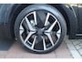Peugeot 208 1.2 Hybrid 145PK AUTOMAAT GT PACK | ELEKTRISCH BEDIENBARE BESTUURDERSSTOEL MET MASSAGE FUNCTIE | ALCANTARA BEKLEDING | STOEL VERWARMING | ADAPTIVE CRUISE CONTROL | DAB+ RADIO | APPLE CARPLAY/ANDROID AUTO | FULL LED KOPLAMPEN | KEYLESS ENTRY/START | 17" LICHTMETALEN VELGEN | CLIMATE CONTROL | PARKEERSENSOREN VOOR + ACHTER | CAMERA VOOR + ACHTER | DODEHOEK DETECTIE |