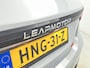 Leapmotor T03 Design 37.3 kWh 95pk | 265km WLTP Actieradius | Navigatie | Panoramadak | Achteruitrijcamera | Adaptieve Cruise Control | Climate Control | Parkeersensoren | Bluetooth | Keyless start | Volledig digitaal instrumentenpaneel | 15" Lichtmetalen velgen |
