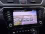 Skoda Superb Combi 1.4 TSI iV Business Edition Plus Trekhaak uitklapbaar | Achteruitrijcamera | Apple CarPlay/Android Auto | Canton HiFi | Climate & cruise control | LED koplampen | Navigatiesysteem | Parkeersensoren voor en achter