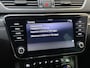 Skoda Superb Combi 1.4 TSI iV Business Edition Plus Trekhaak uitklapbaar | Achteruitrijcamera | Apple CarPlay/Android Auto | Canton HiFi | Climate & cruise control | LED koplampen | Navigatiesysteem | Parkeersensoren voor en achter