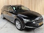Skoda Superb Combi 1.4 TSI iV Business Edition Plus Trekhaak uitklapbaar | Achteruitrijcamera | Apple CarPlay/Android Auto | Canton HiFi | Climate & cruise control | LED koplampen | Navigatiesysteem | Parkeersensoren voor en achter