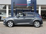Hyundai Kona Electric EV Premium 64 kWh / NL-Auto / 204 PK / Warmtepomp / Apple-Carplay & Android-Auto / Stoelverwarming en -Verkoeling / Stuurverwarming / Adaptieve Cruise-Control / Elektr. Verstelbare-Stoelen / DAB Radio-Bluetooth / Navi / Dodehoek-Detectie / Climate-Control / PDC Camera-Achter / Keyless / 17'' LMV / ENZ.