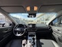 Hyundai Kona Electric EV Premium 64 kWh / NL-Auto / 204 PK / Warmtepomp / Apple-Carplay & Android-Auto / Stoelverwarming en -Verkoeling / Stuurverwarming / Adaptieve Cruise-Control / Elektr. Verstelbare-Stoelen / DAB Radio-Bluetooth / Navi / Dodehoek-Detectie / Climate-Control / PDC Camera-Achter / Keyless / 17'' LMV / ENZ.
