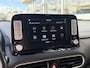 Hyundai Kona Electric EV Premium 64 kWh / NL-Auto / 204 PK / Warmtepomp / Apple-Carplay & Android-Auto / Stoelverwarming en -Verkoeling / Stuurverwarming / Adaptieve Cruise-Control / Elektr. Verstelbare-Stoelen / DAB Radio-Bluetooth / Navi / Dodehoek-Detectie / Climate-Control / PDC Camera-Achter / Keyless / 17'' LMV / ENZ.