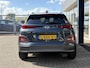 Hyundai Kona Electric EV Premium 64 kWh / NL-Auto / 204 PK / Warmtepomp / Apple-Carplay & Android-Auto / Stoelverwarming en -Verkoeling / Stuurverwarming / Adaptieve Cruise-Control / Elektr. Verstelbare-Stoelen / DAB Radio-Bluetooth / Navi / Dodehoek-Detectie / Climate-Control / PDC Camera-Achter / Keyless / 17'' LMV / ENZ.