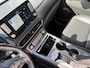Hyundai Kona Electric EV Premium 64 kWh / NL-Auto / 204 PK / Warmtepomp / Apple-Carplay & Android-Auto / Stoelverwarming en -Verkoeling / Stuurverwarming / Adaptieve Cruise-Control / Elektr. Verstelbare-Stoelen / DAB Radio-Bluetooth / Navi / Dodehoek-Detectie / Climate-Control / PDC Camera-Achter / Keyless / 17'' LMV / ENZ.
