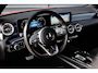 Mercedes-Benz CLA 200 AMG Line | Panorama | Sfeerverlichting |  Widescreen Cockpit | Stoelverwarming |