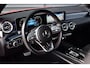 Mercedes-Benz CLA 200 AMG Line | Panorama | Sfeerverlichting | Widescreen Cockpit | Stoelverwarming |