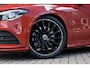 Mercedes-Benz CLA 200 AMG Line | Panorama | Sfeerverlichting | Widescreen Cockpit | Stoelverwarming |