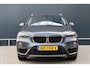 BMW X1 sDrive20i Centennial Executive 192pk Automaat | NL auto! | Trekhaak | Camera | Sportstoelen | Elektr. Achterklep