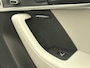 Jaguar F-Type P300 Coupe | Sapphire blue | Light Oyster | Elektrische Stoelen