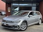 Volkswagen Passat Variant 1.4 TSI PHEV GTE Business // LED // ADAP. CRUISE // NAVI + CARPLAY // CAMERA // PDC V+A // ERGO COMFORT STOEL