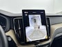 Volvo XC60 T6 350PK AWD Plus Bright | Trekhaak | 360 Camera | Getint Glas | Harman Kardon | Elektr. verst. Stoelen | Stoel/Stuur/Achterbankverwarming | Adaptieve Cruise | BLIS