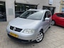 Volkswagen Touran 2.0-16V Highline Trekhaak Distributie VV