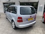 Volkswagen Touran 2.0-16V Highline Trekhaak Distributie VV