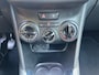 Peugeot 208 1.2 Signature Navi 4x Nw banden Distri VV