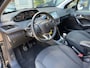 Peugeot 208 1.2 Signature Navi 4x Nw banden Distri VV
