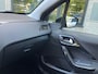 Peugeot 208 1.2 Signature Navi 4x Nw banden Distri VV