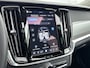 Volvo V90 B5 Ultimate Bright | 20" | 360 Camera | Head-Up | Harman Kardon | Elektr. verst. Stoelen | Panoramadak | Parkeerverwarming | Leder Dashboard