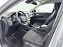 Volvo EX40 Single Motor Essential 70 kWh | 19" | Parkeercamera | Google | Carplay | Parkeerverwarming | Parkeersensoren | Cruise Control | Climate Control