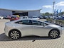 Toyota Prius 2.0 Plug-in Hybrid 220 PARK-SENSOREN KEYLESS STOEL/STUURVERW CAMERA APPLE/ANDROID DAB+ LM-VELGEN AD-CRUISE