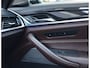 BMW 5-Serie Touring M550d xDrive | Pano - Trekhaak - HUD