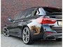 BMW 5-Serie Touring M550d xDrive | Pano - Trekhaak - HUD
