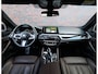 BMW 5-Serie Touring M550d xDrive | Pano - Trekhaak - HUD