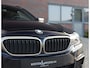 BMW 5-Serie Touring M550d xDrive | Pano - Trekhaak - HUD