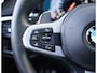 BMW 5-Serie Touring M550d xDrive | Pano - Trekhaak - HUD